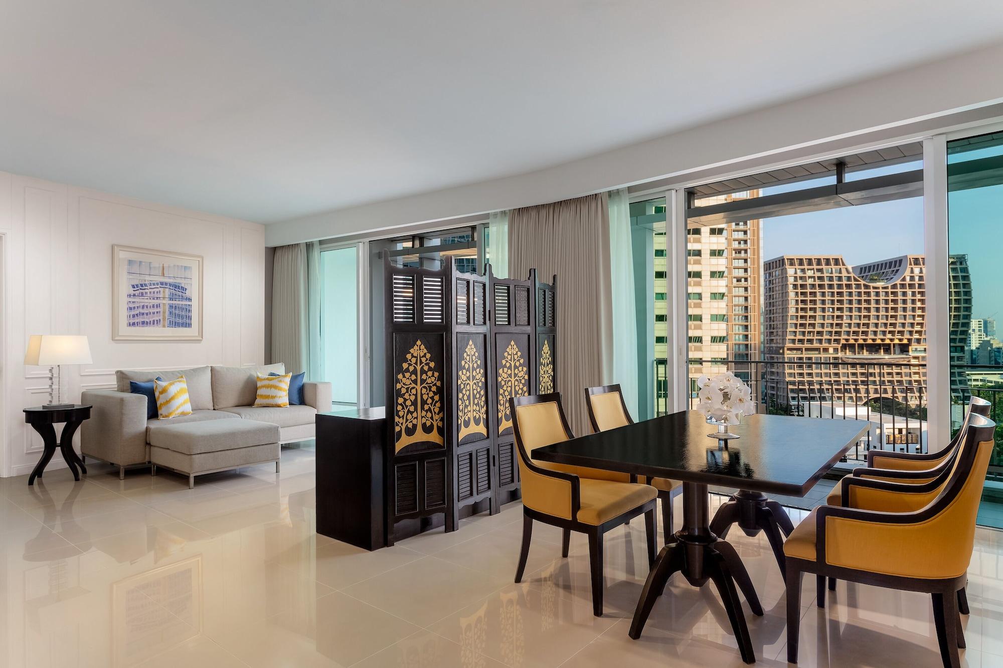 Dusit Suites Hotel Ratchadamri, Bangkok Zewnętrze zdjęcie A suite at the hotel